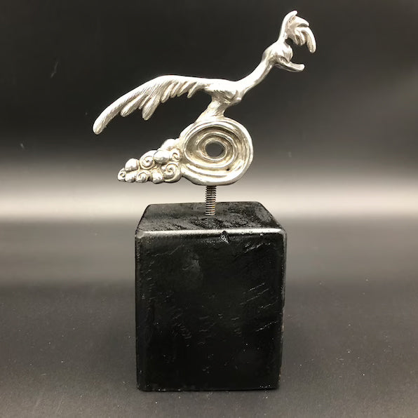 BowLift | Hood Ornament - Car Decorative Arts