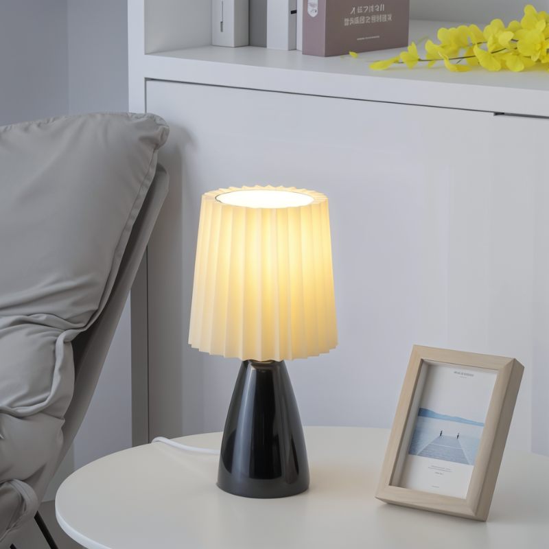 BowLift | Luna Table Lamp - Elegant Moon Table Lamp