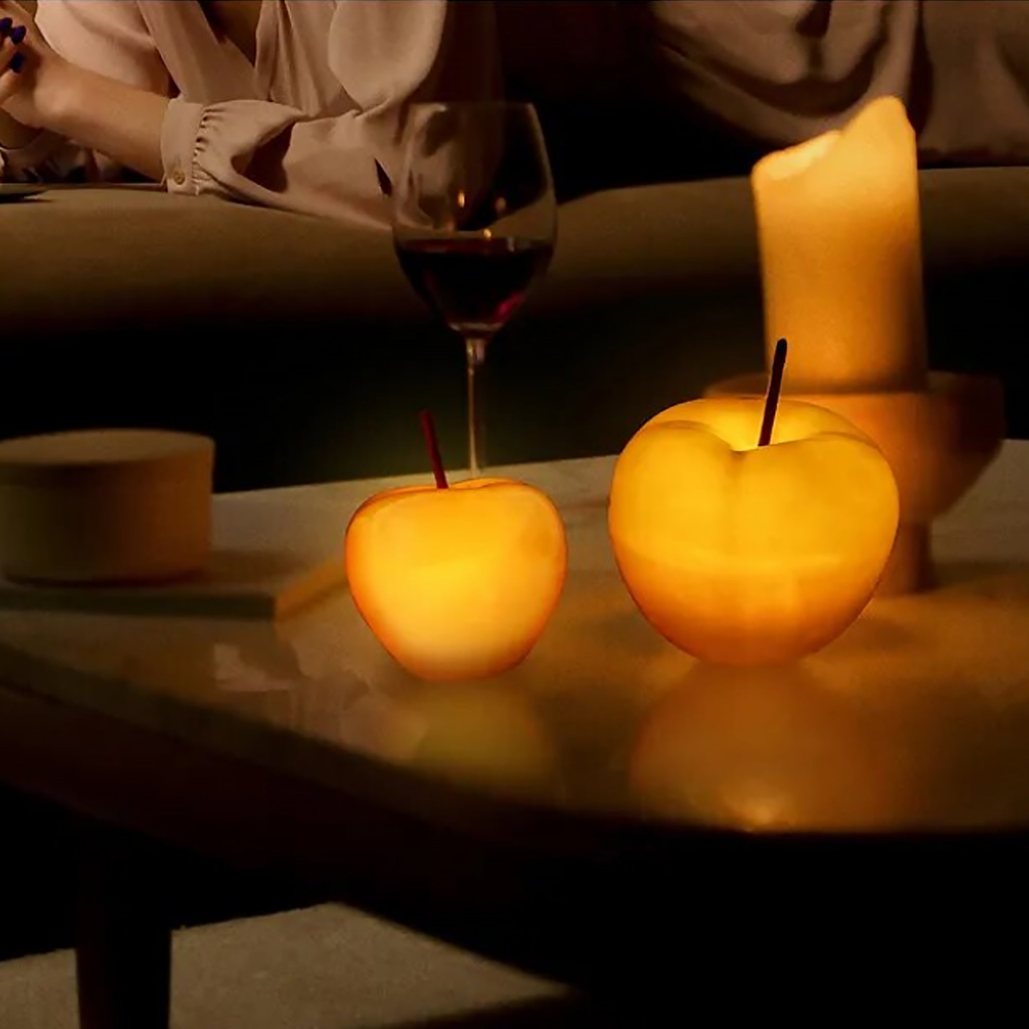 BowLift | Apple Translucent Nightstand Lamp