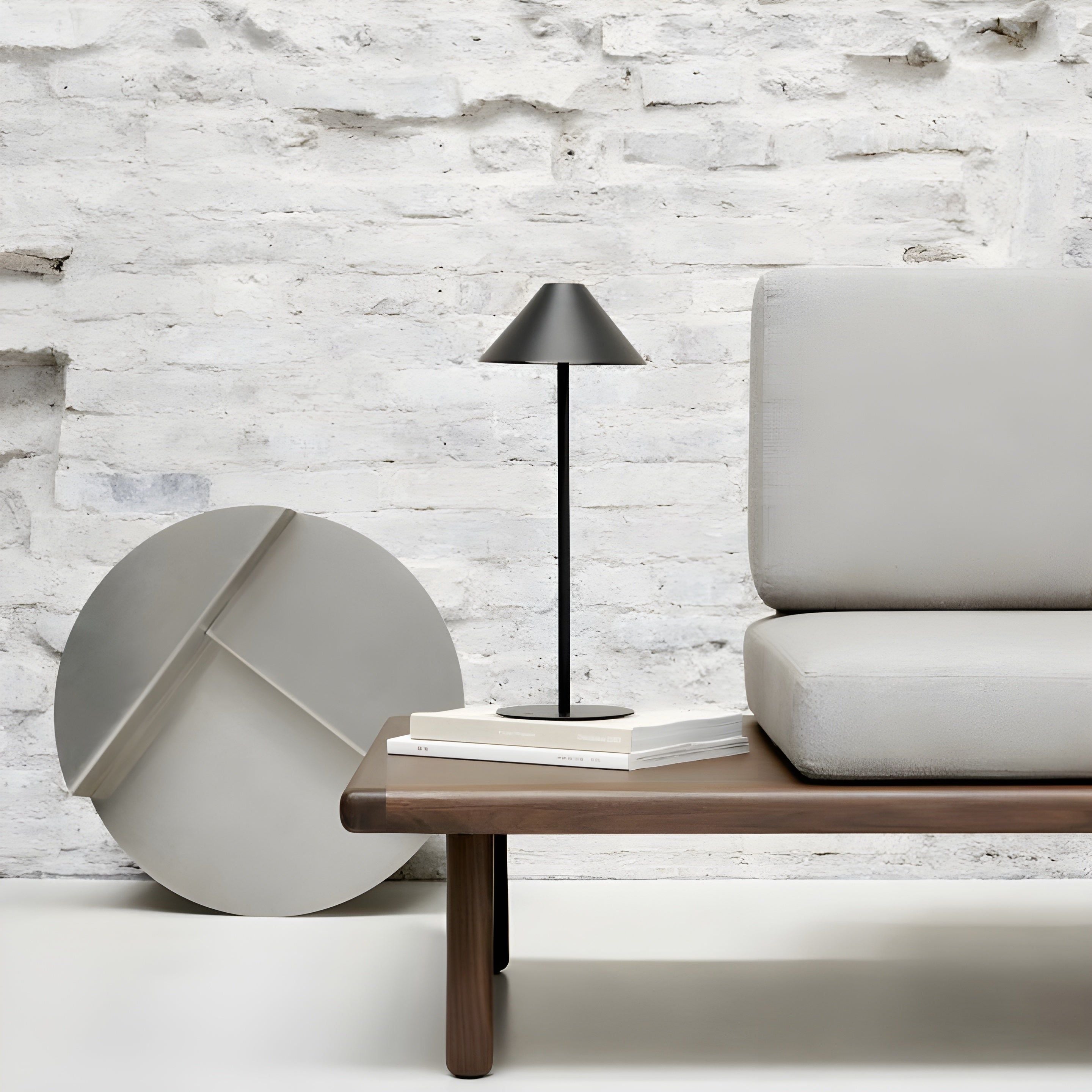 BowLift | Minimalistic dimmable Touch table lamp - waterproof and rechargeable light Color