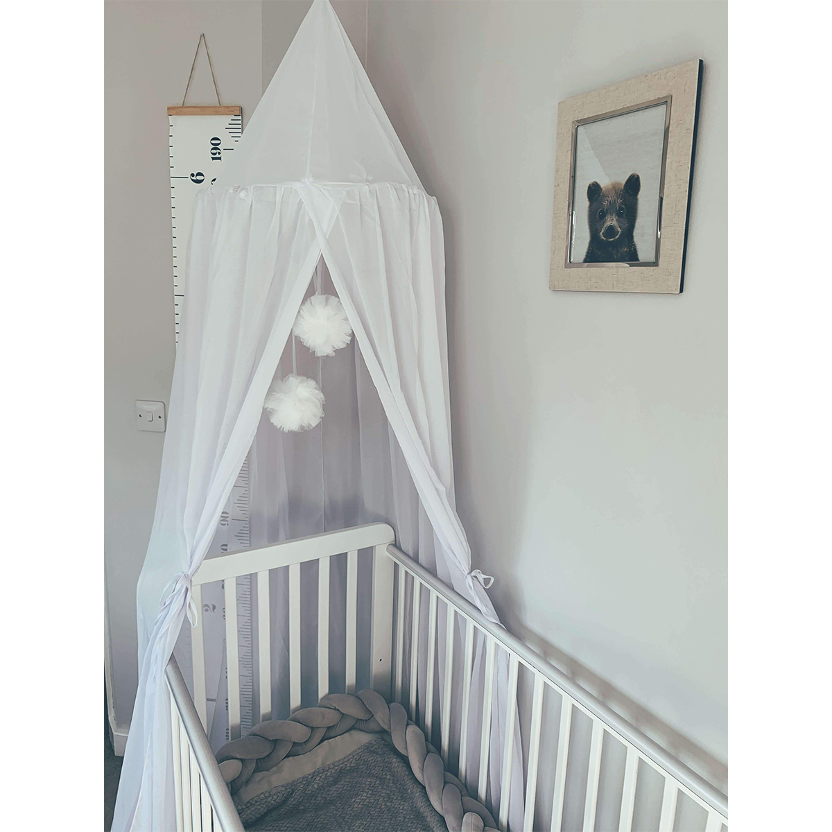 BowLift | Children's room canopy in Nordic style