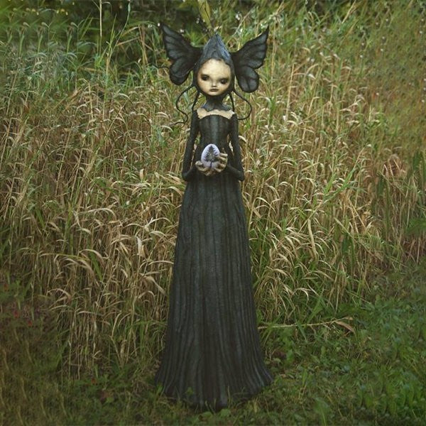 BowLift | DarkWitch Statues – Dark Resin Witch Statues for Halloween & Gothic Decoration