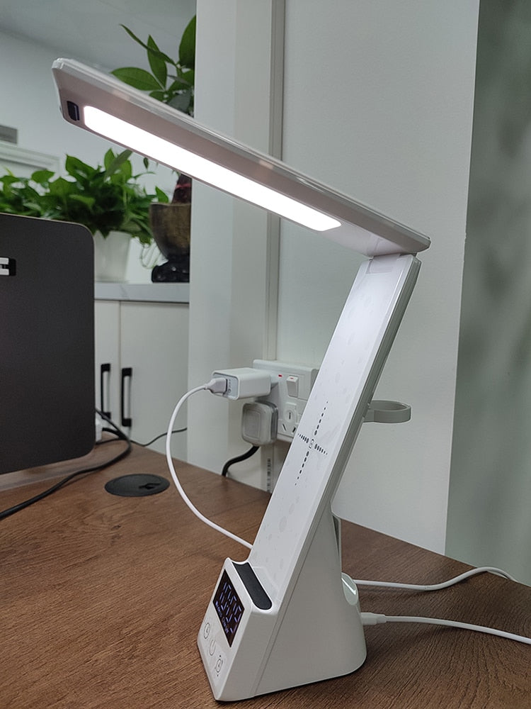 BowLift | Desk lamp with wireless charger