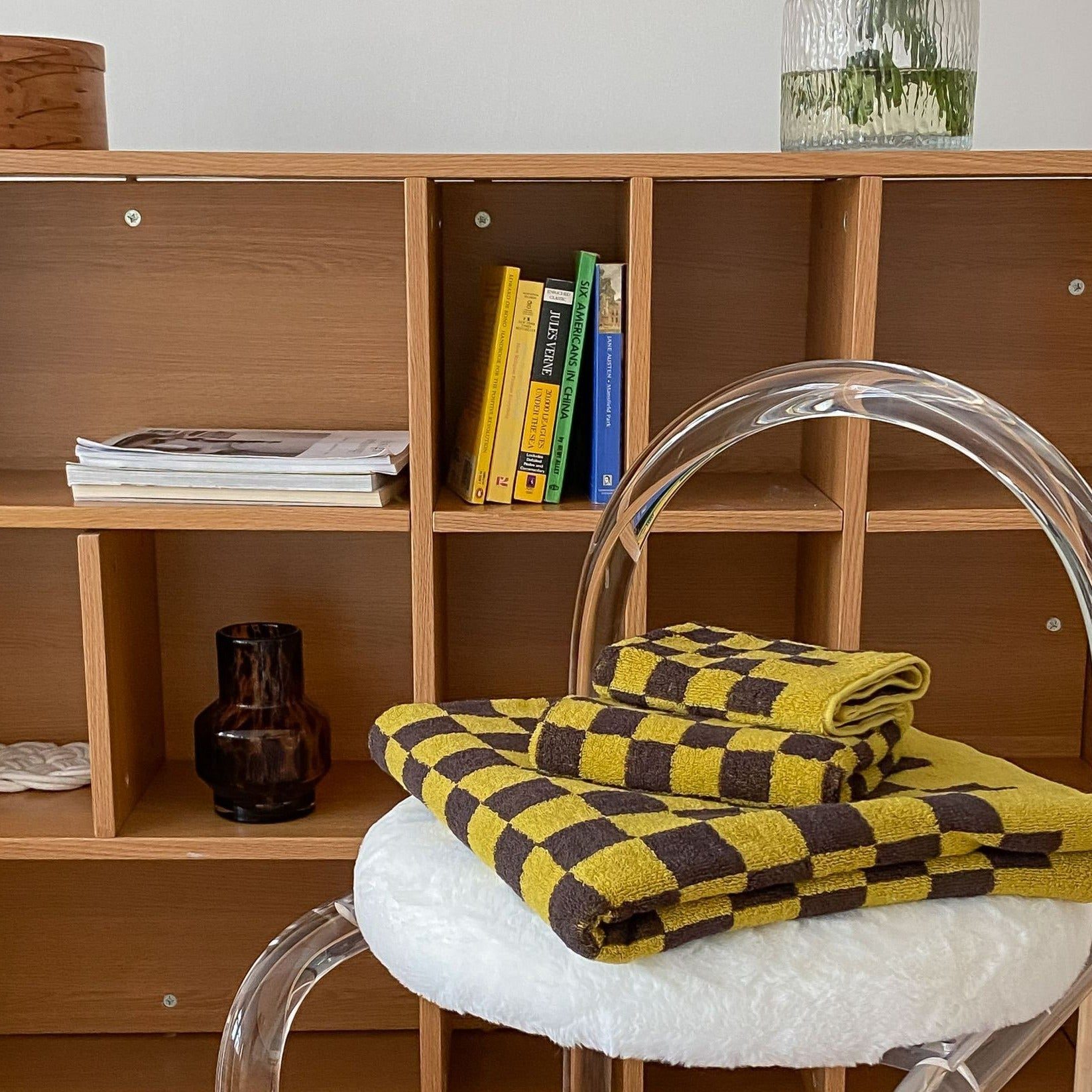 BowLift | Checkerboard Plus Towel Collection