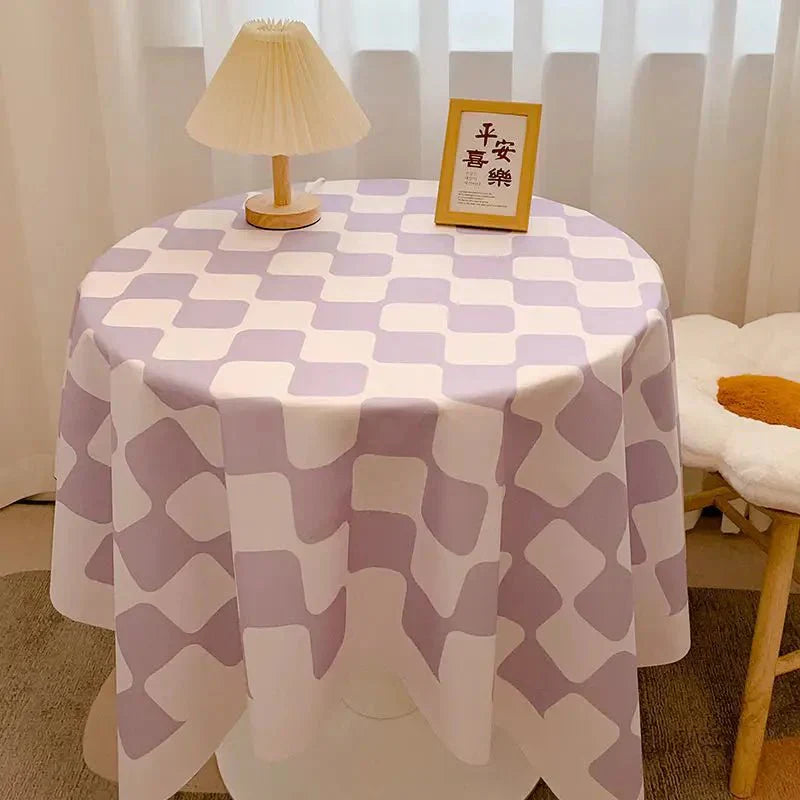 BowLift | Checked Design Round Cotton Tablecloth