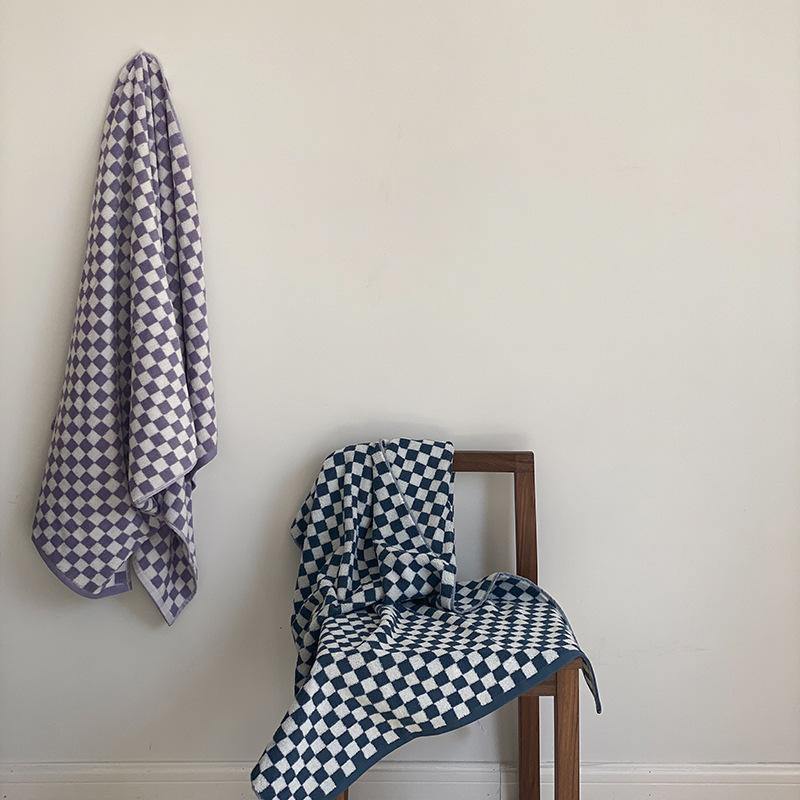 BowLift | Classic Checkerboard Towel Collection