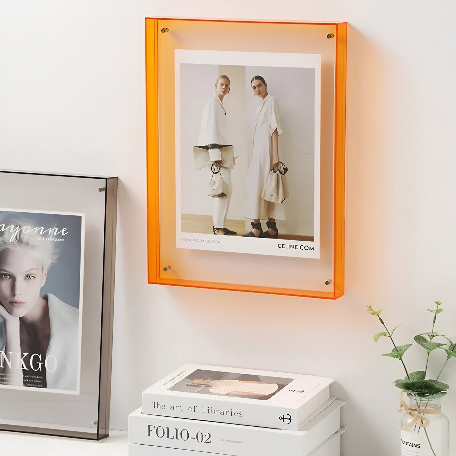 BowLift | Colored transparent acrylic frame for modern displays
