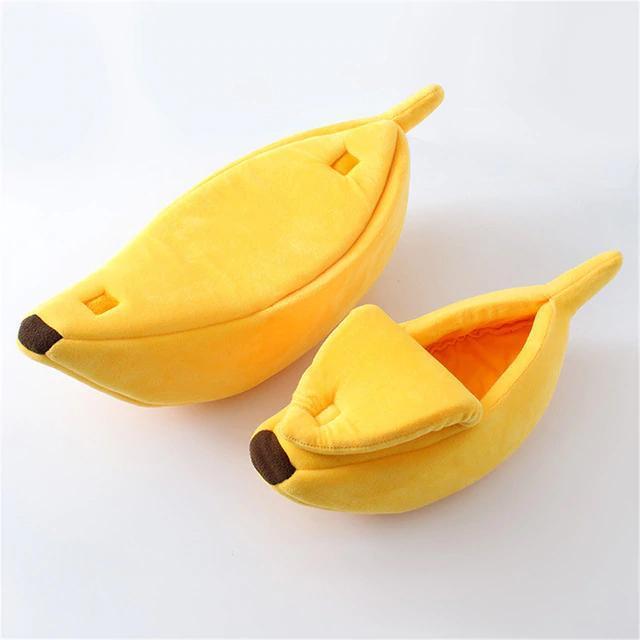 BowLift | Cozy Banana Pet Bed