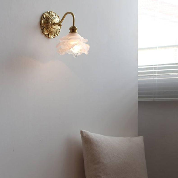 BowLift | Decorative Wall Lamp with Arched Arm and Glass Shade