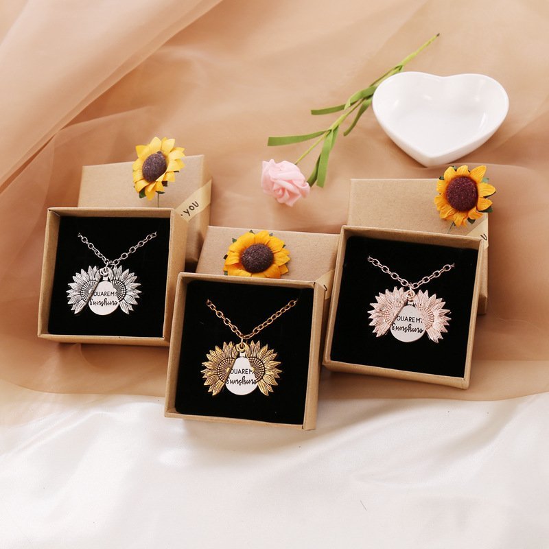 BowLift | "You Are My Sunshine" Sunflower Necklace(Double-sided engraving)