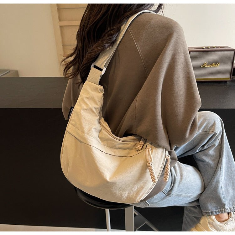 BowLift | EVERCARRY – Nylon Shoulder Bag with Smart Compartments for Everyday Use