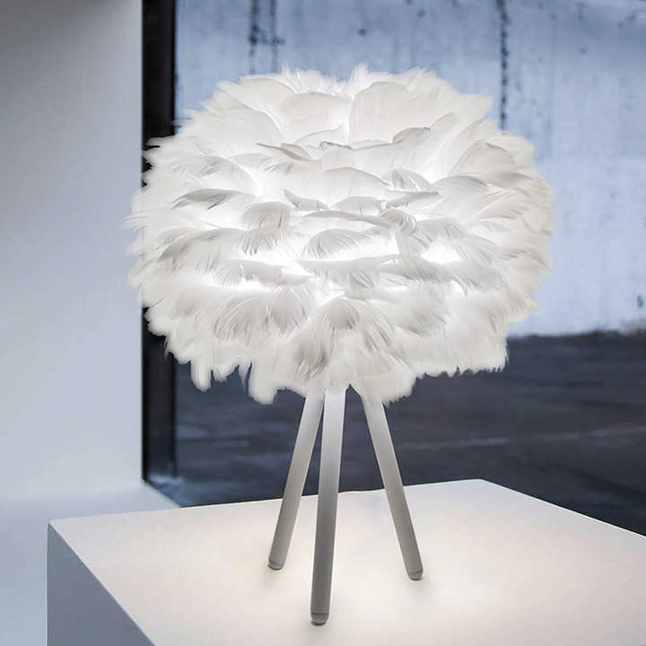 BowLift | Dimmable Table Lamp with Luxury Feathers – Pluma