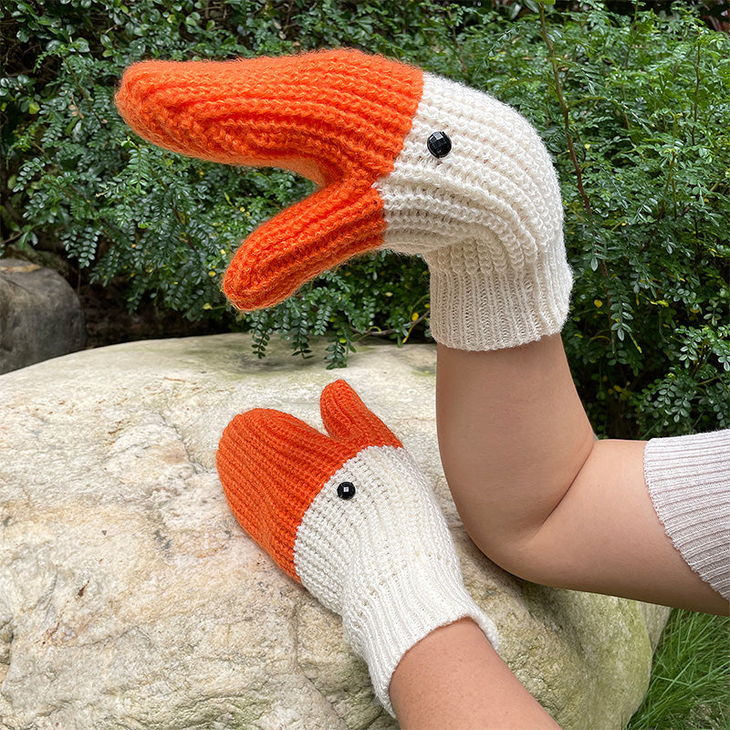 BowLift | Funny Crochet Goose Mittens