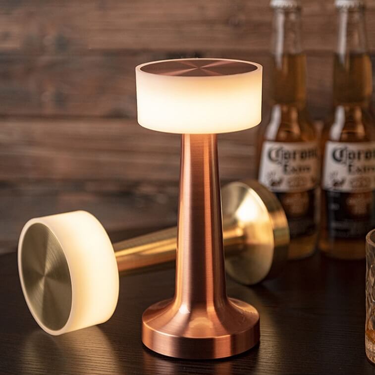 BowLift | LED Table Lamp with Metal Modern Design