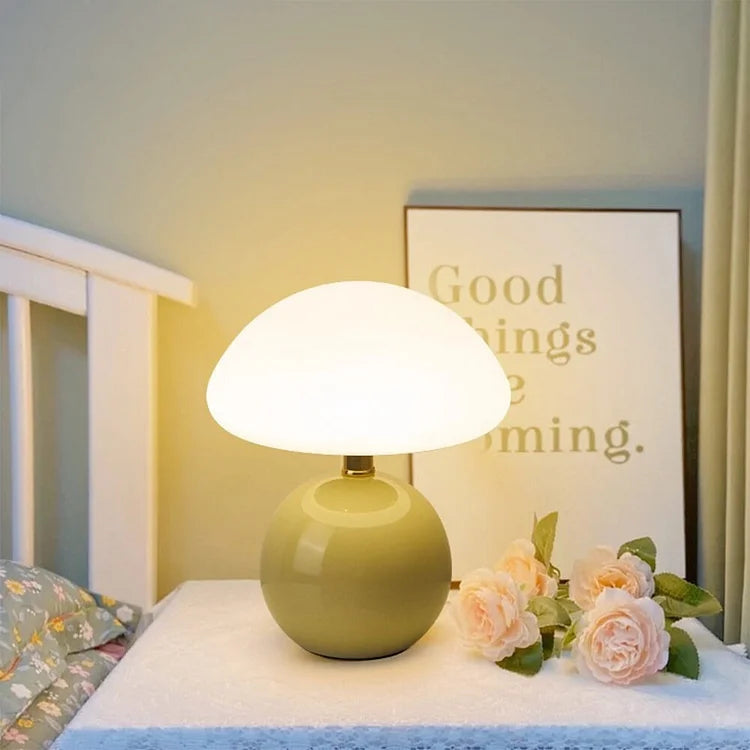 BowLift | Mushroom Shaped Table Lamp – Elegant French Cream Lamp for a Cozy Bedroom