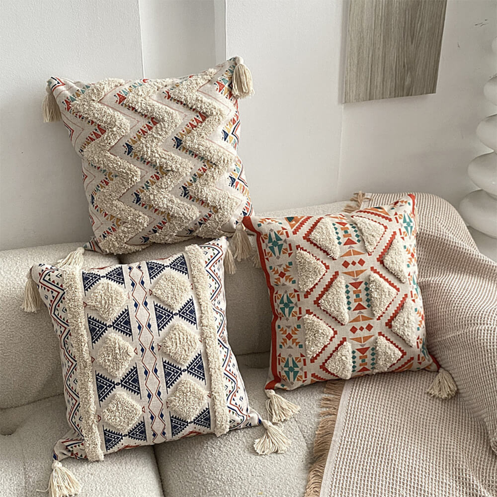 BowLift | Moroccan inspired decorative throw pillow with tassel