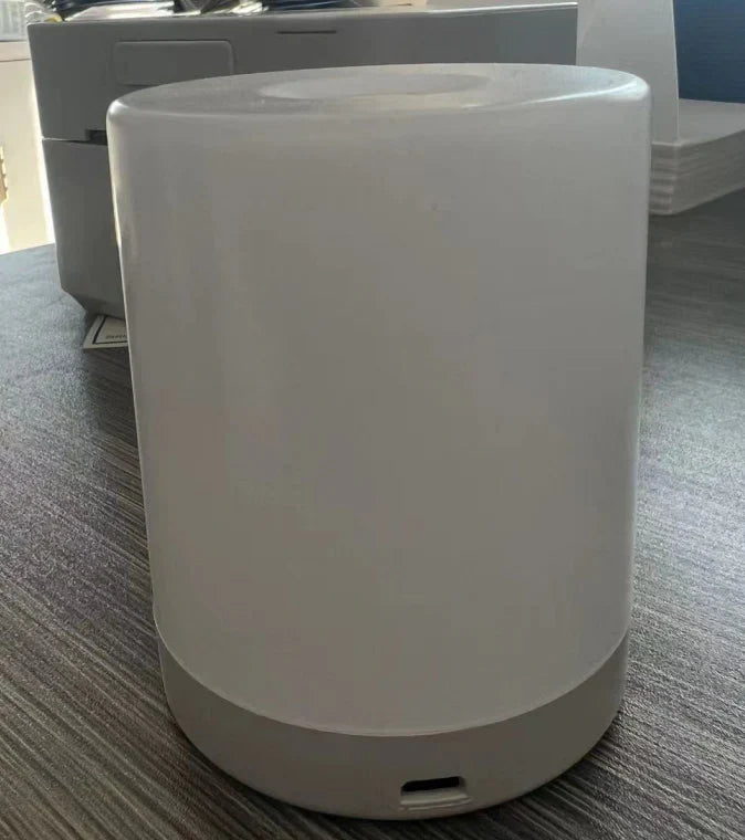 BowLift | Dimmable LED table lamp with USB connection for flexible light