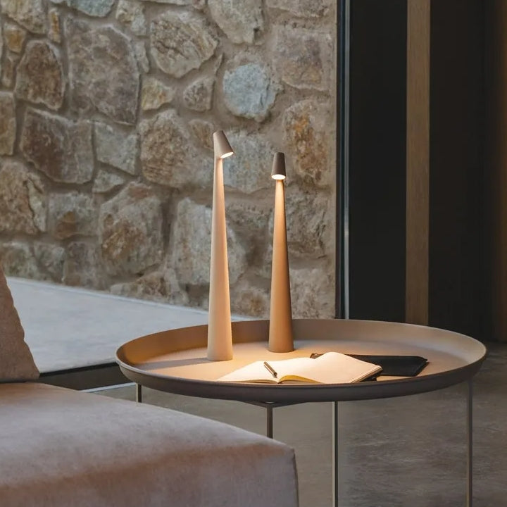 BowLift | Sculpting table lamp