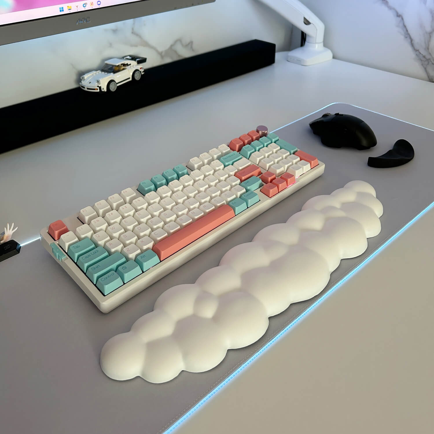 BowLift | Cloud-shaped Keyboard & Mouse Wrist Rest