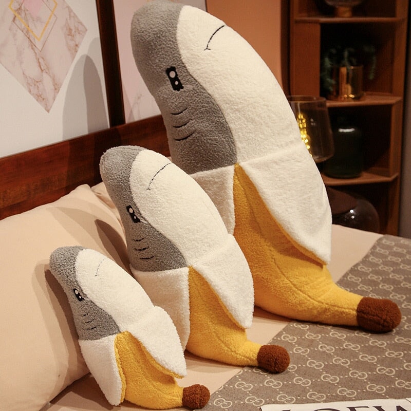 BowLift | Fluffy Shark Banana Plushie