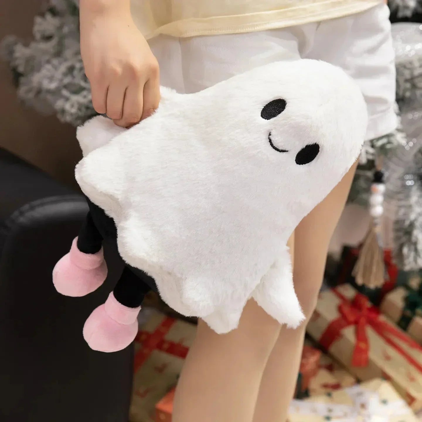 BowLift | Gigi the Friendly Ghost Plush