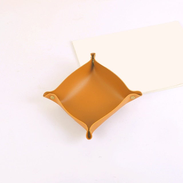 BowLift | Leather Storage Tray