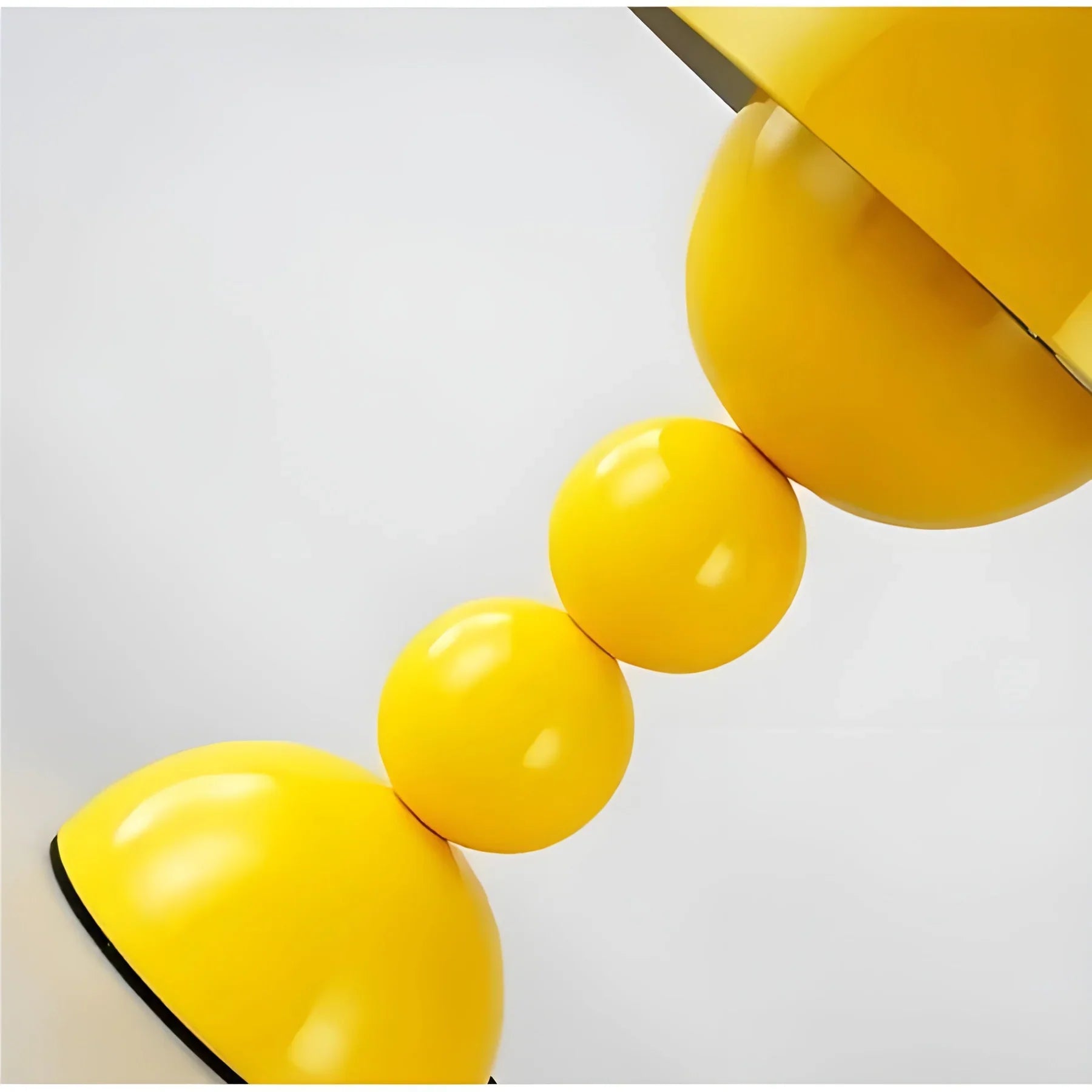 BowLift | Modern Table Lamp in Scandinavian Design with Gold Accents