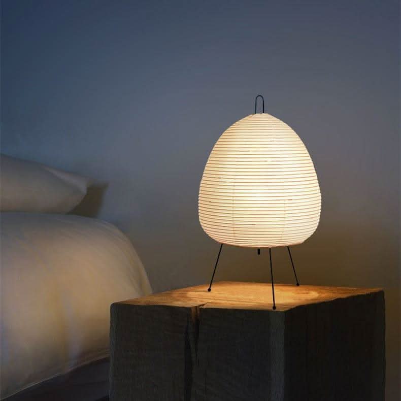 BowLift | SERAFINA – Scroll-inspired table lamp