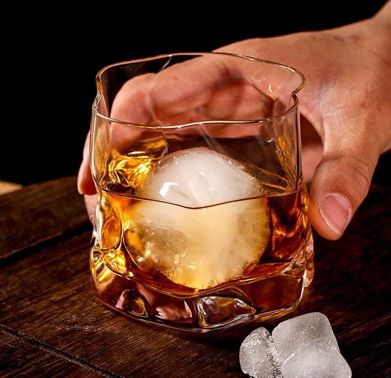 BowLift | Distorted Texture Whisky Glass Set