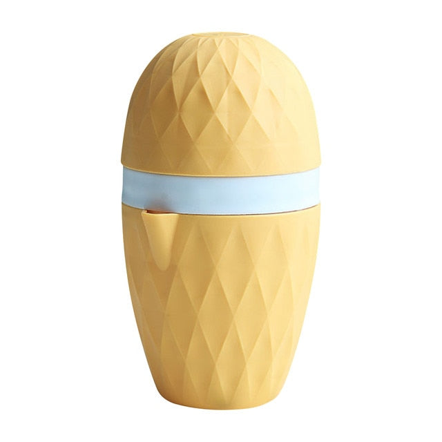 BowLift | Portable Mini Orange Lemon Press Hand Squeezer