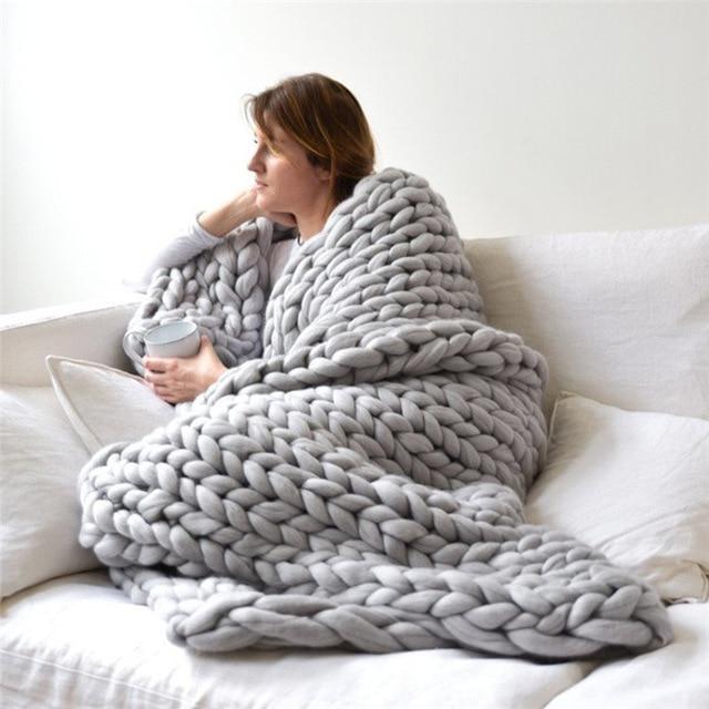 BowLift | Handmade Chunky Knit Blanket Comfy & Warm - 80 x100 cm