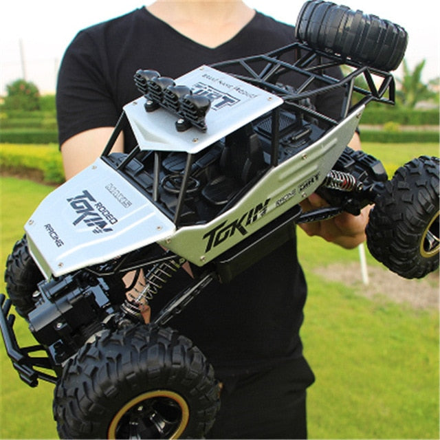 BowLift | Remote-Controlled Car, 4x4, Monster Truck, Rock Crawler, 2.4 G, Offroad Climbing Car