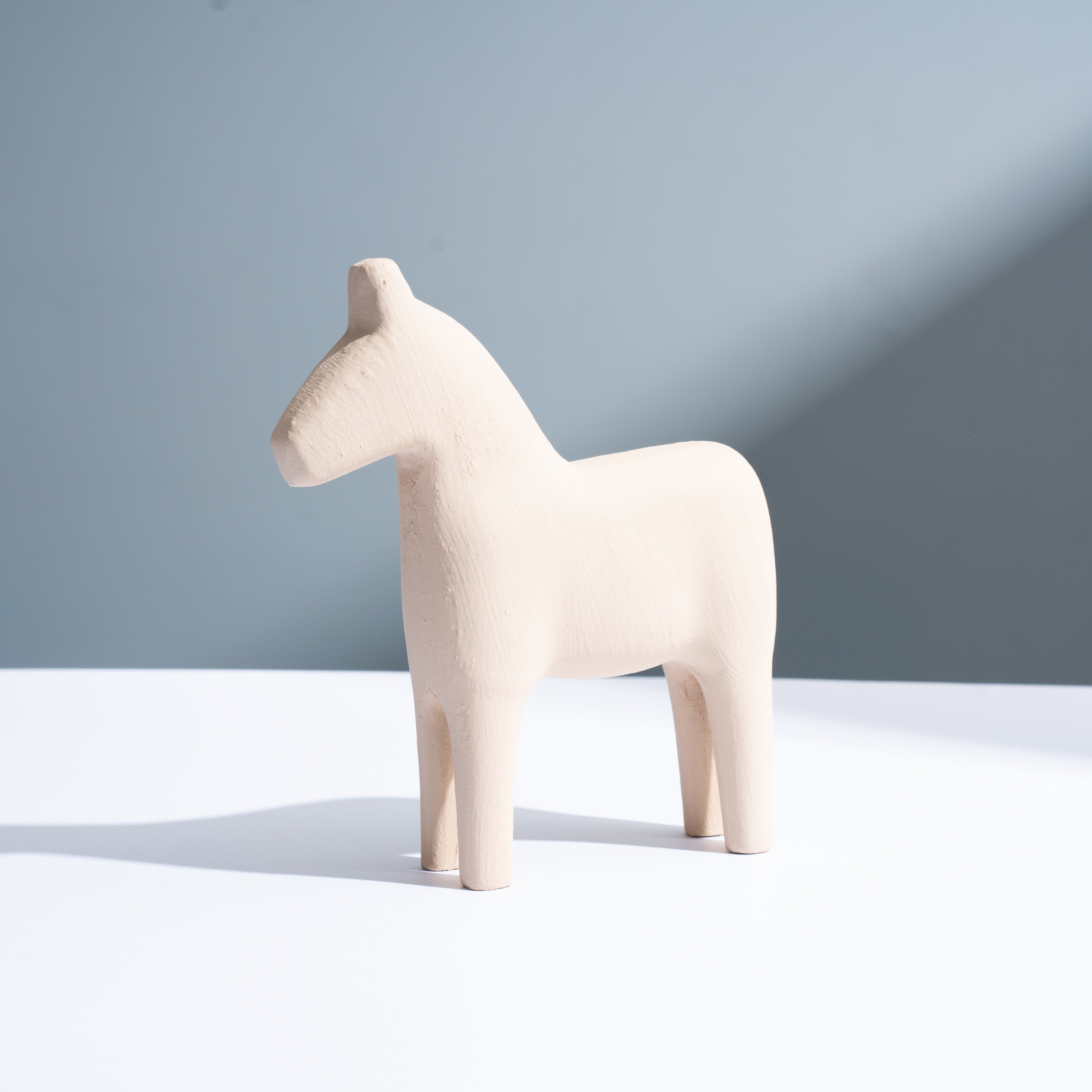 BowLift | Resin creative Minimalism horse decoration ornaments
