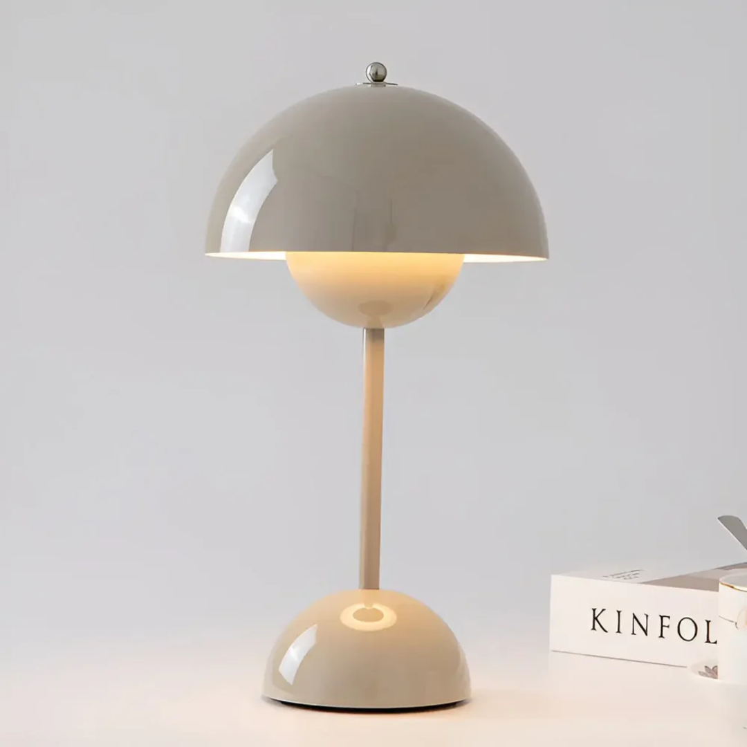 BowLift | Scandinavian Table Lamp with Luminous Flair - NordicBeam