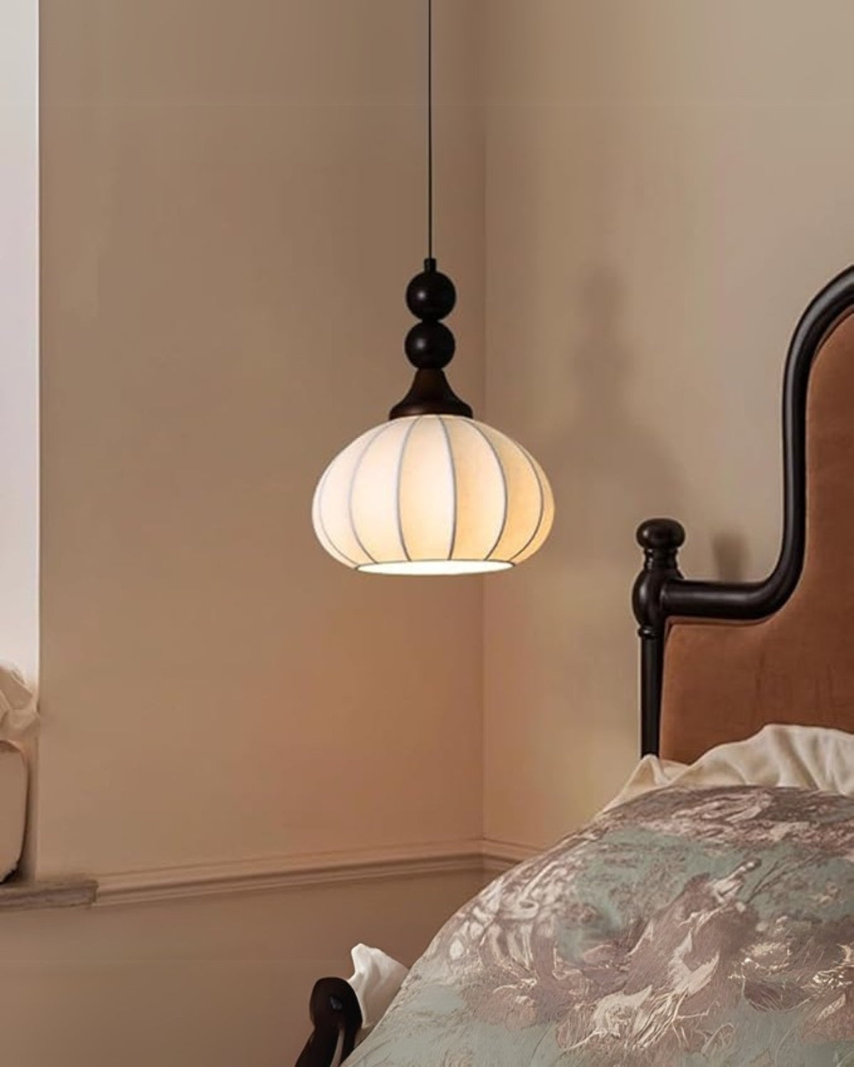 BowLift | Silk Soft Table Lamp with Warm Light