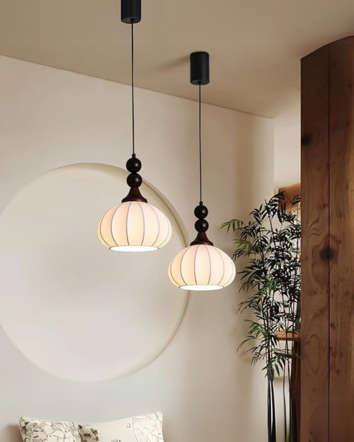 BowLift | Silk Soft Table Lamp with Warm Light