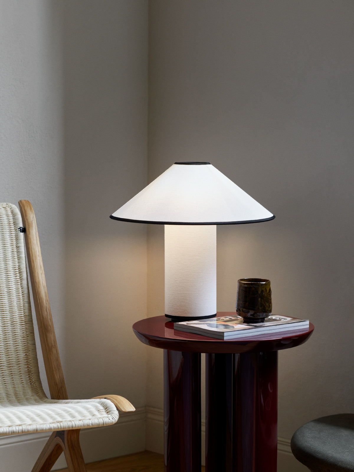 BowLift | Table lamp with fabric shade – Lunara