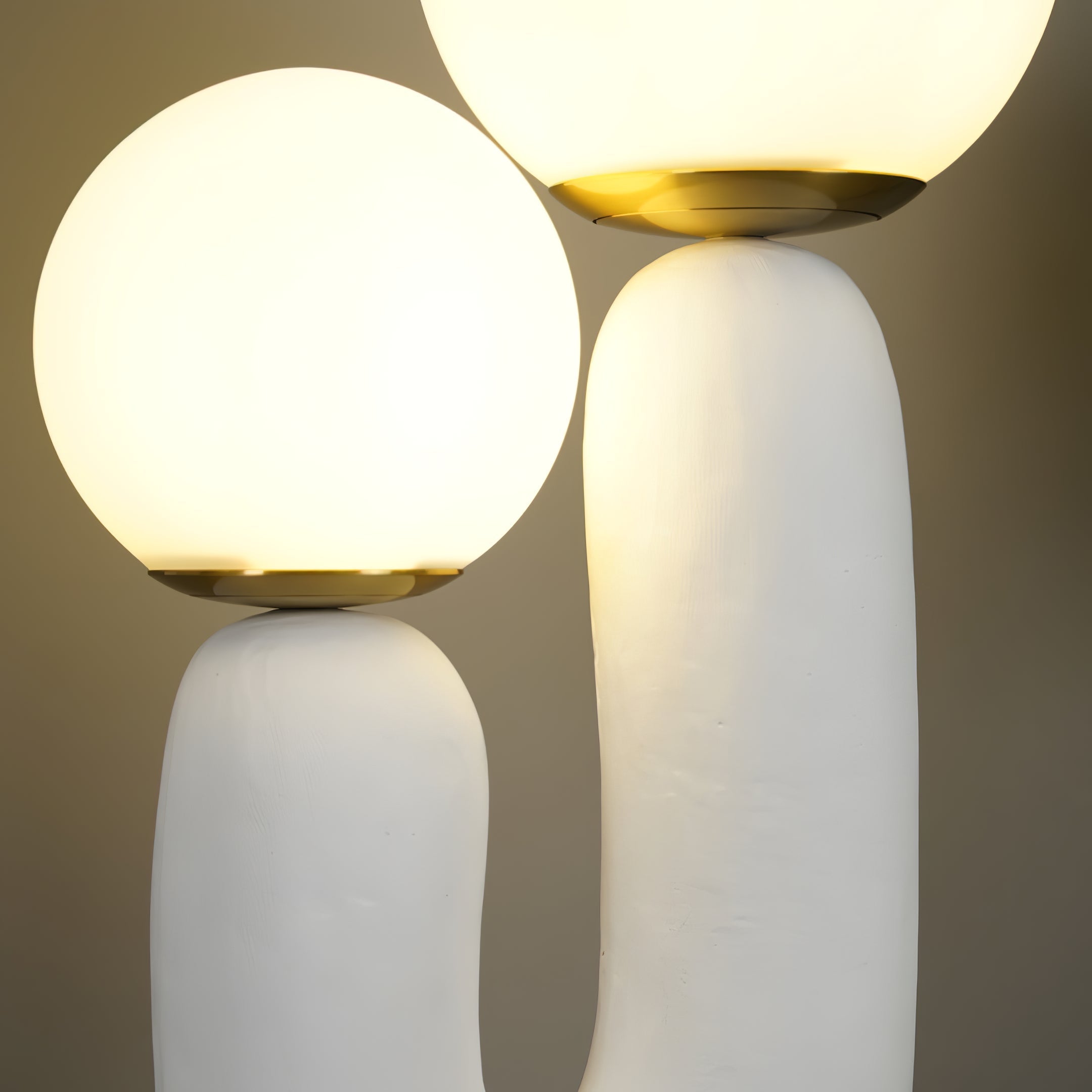 BowLift | Contemporary Style Table Lamp with Natural Accent