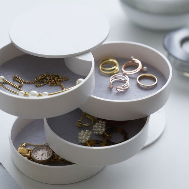 BowLift | Twist Around Jewelry Organizer