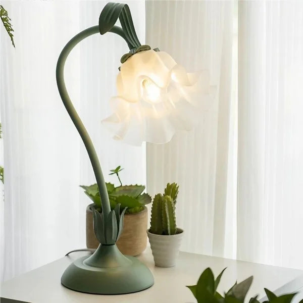 BowLift | BloomBeam - Adjustable Retro Table Lamp