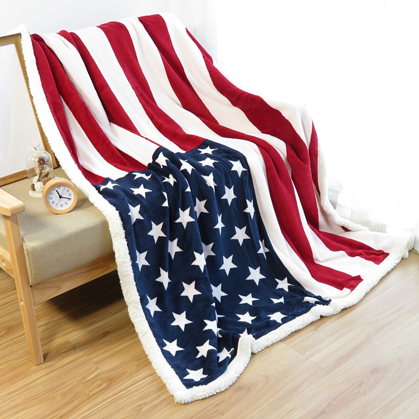 BowLift | Flannel-Sherpa Blanket with American Flag