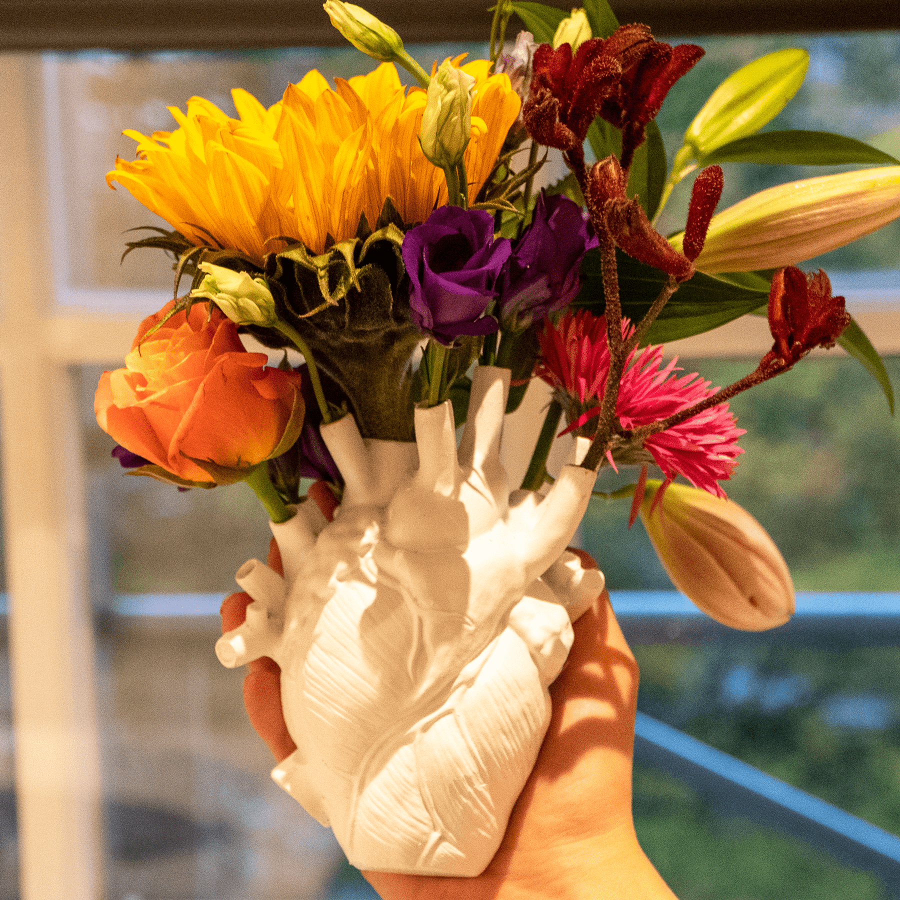 BowLift | Heart Flower Vase