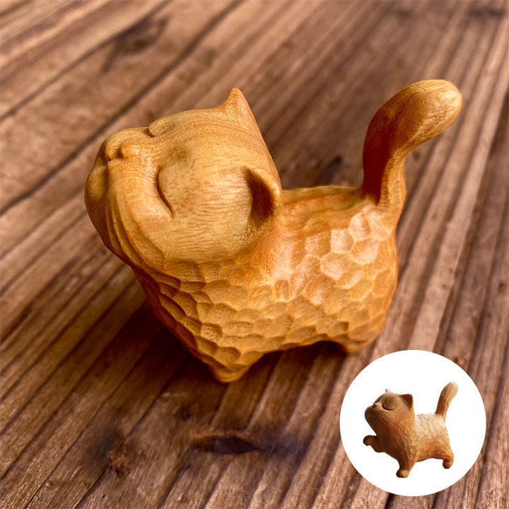 BowLift | Small cute wooden cat
