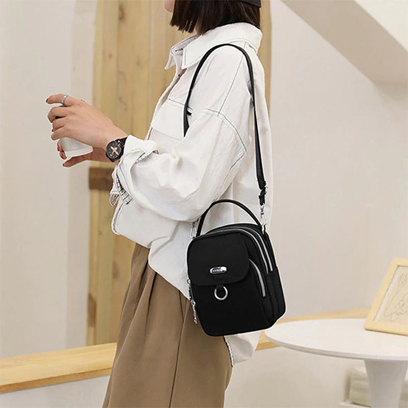 Lightweight waterproof shoulder bag with multiple pockets | Bowlift