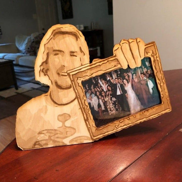 BowLift | Check out this photo frame