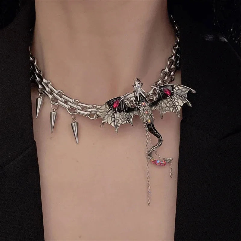 BowLift | Imprisoned Flying Dragon Necklace