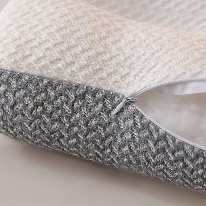 SilkiNest Luxury Pillow with Feather Silk Filling | Bowlift