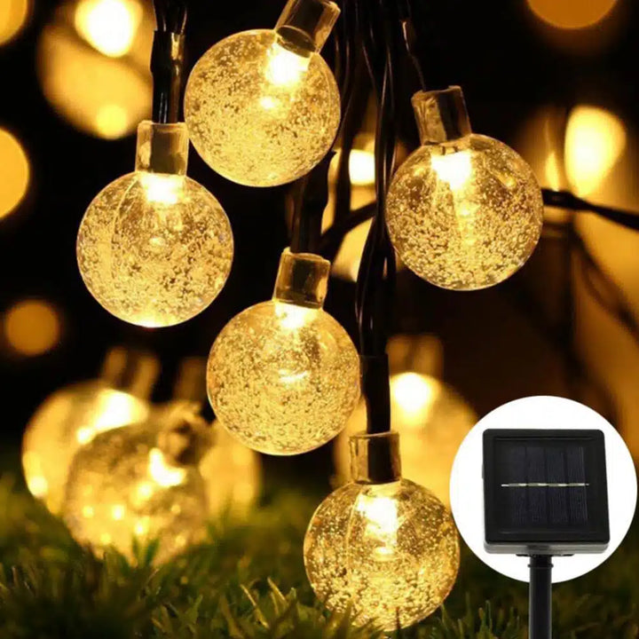 String lights with 30 balls – Charging via solar panel | Bowlift