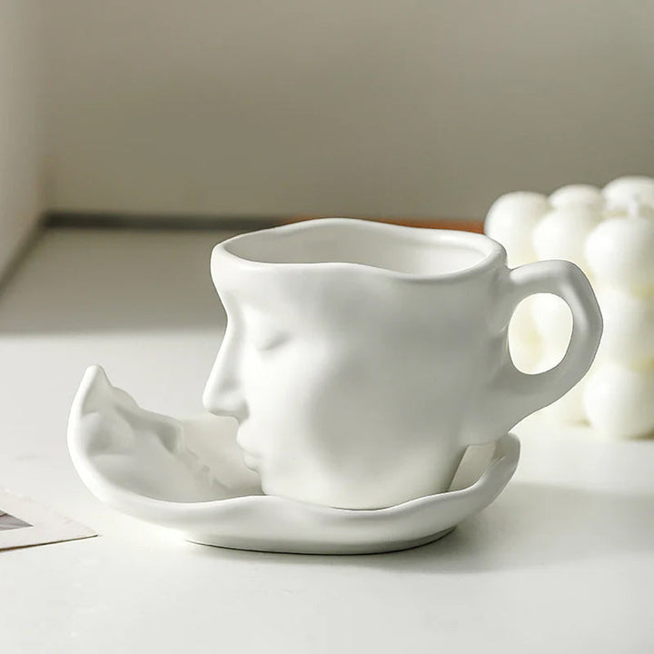 BowLift | KissMug – The fusion of art, love & coffee pleasure