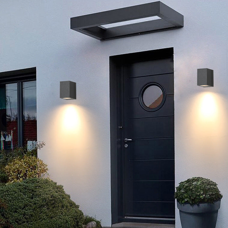 Contemporary Industrial Rectangular Aluminum 1-Light Outdoor Wall Sconce Lamp For Garden | Bowlift